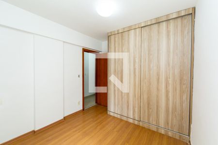 Quarto 2 de apartamento à venda com 3 quartos, 180m² em Prado, Belo Horizonte