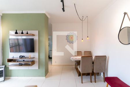 Sala de apartamento à venda com 2 quartos, 53m² em Sítio da Figueira, São Paulo