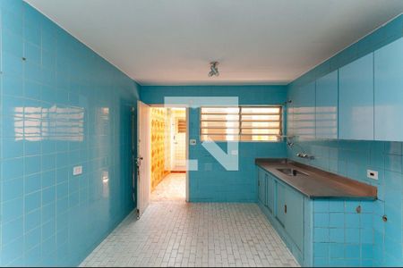 Casa à venda com 3 quartos, 140m² em Água Branca, São Paulo