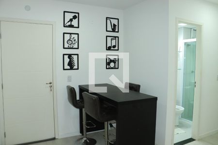 Sala de apartamento para alugar com 2 quartos, 68m² em Jardim da Gloria, Cotia