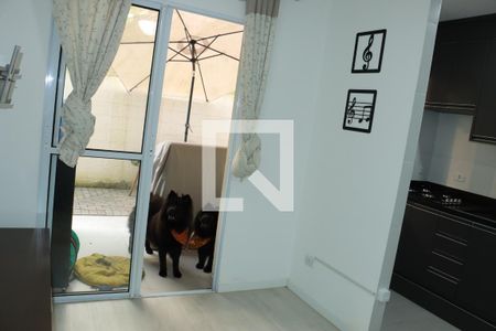 Sala de apartamento para alugar com 2 quartos, 68m² em Jardim da Gloria, Cotia