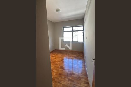 Apartamento à venda com 3 quartos, 130m² em Centro, Belo Horizonte