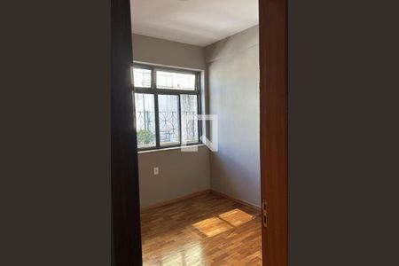 Apartamento à venda com 3 quartos, 130m² em Centro, Belo Horizonte