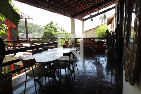 Casa à venda com 4 quartos, 461m² em Laranjeiras, Rio de Janeiro