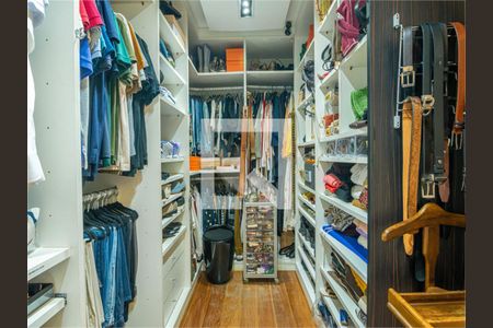 Casa à venda com 4 quartos, 340m² em Cidade Jardim, São Paulo