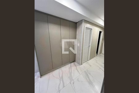 Apartamento à venda com 4 quartos, 238m² em Vila Suzana, São Paulo