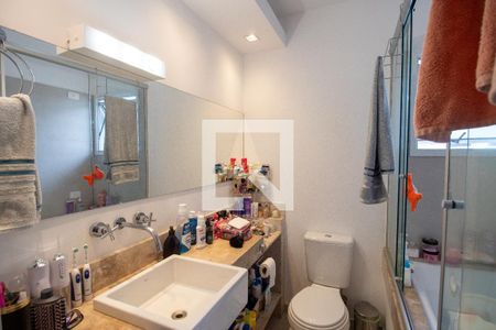 Banheiro do Quarto 2 de casa de condomínio à venda com 3 quartos, 136m² em Caxingui, São Paulo