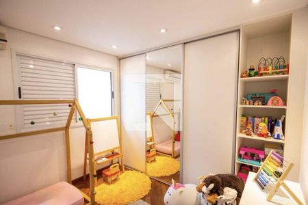 Casa de Condomínio à venda com 3 quartos, 136m² em Caxingui, São Paulo