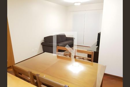 Sala de apartamento para alugar com 2 quartos, 71m² em Cerqueira César, São Paulo