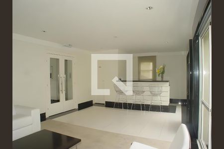 Sala de apartamento para alugar com 2 quartos, 71m² em Cerqueira César, São Paulo