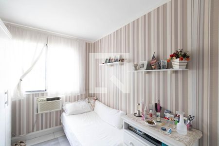 Quarto 1 de apartamento para alugar com 2 quartos, 48m² em Senador Vasconcelos, Rio de Janeiro