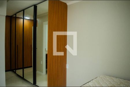 Suíte 2 de apartamento para alugar com 2 quartos, 66m² em Setor Bueno, Goiânia