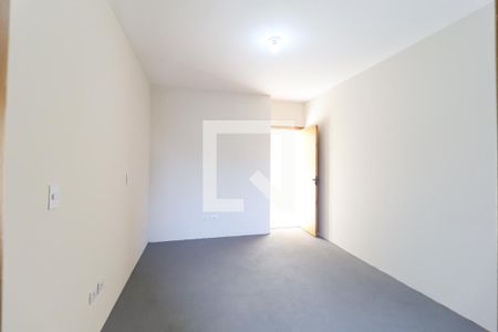 Casa à venda com 3 quartos, 160m² em Vila Paiva, São Paulo