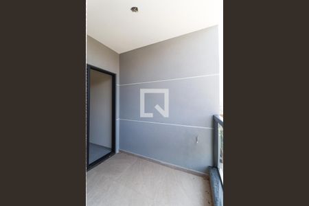 Casa à venda com 3 quartos, 160m² em Vila Paiva, São Paulo