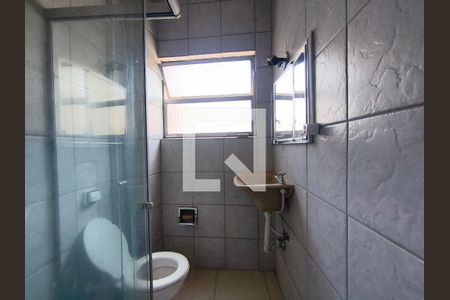 Banheiro  de kitnet/studio à venda com 1 quarto, 33m² em Liberdade, São Paulo