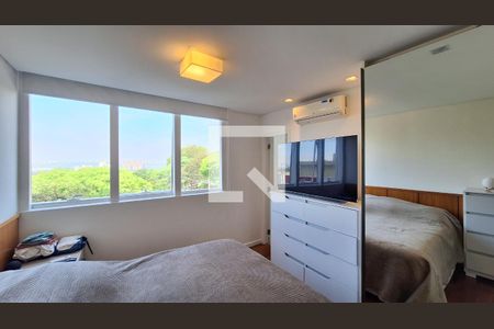 Suíte 1 de apartamento à venda com 2 quartos, 127m² em Vila Ipojuca, São Paulo