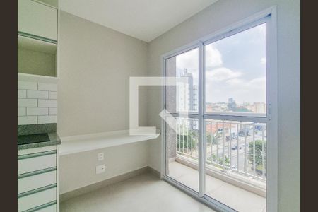 Sala/Cozinha de apartamento para alugar com 1 quarto, 30m² em Vila Butantã, São Paulo