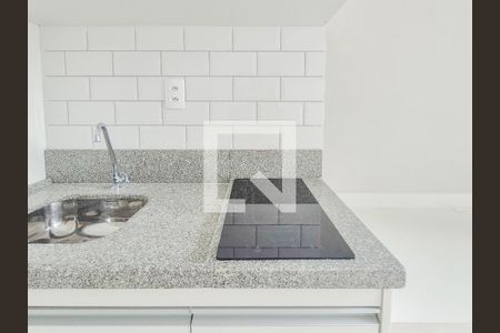 Sala/Cozinha de apartamento para alugar com 1 quarto, 30m² em Vila Butantã, São Paulo