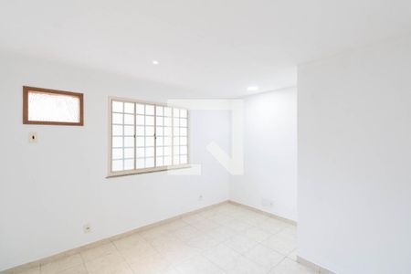 Suíte 1 de casa para alugar com 2 quartos, 90m² em Campo Grande, Rio de Janeiro