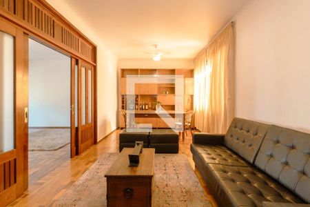 Sala 2 de casa para alugar com 3 quartos, 250m² em Vila Ipiranga, Porto Alegre