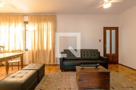 Sala 2 de casa para alugar com 3 quartos, 250m² em Vila Ipiranga, Porto Alegre