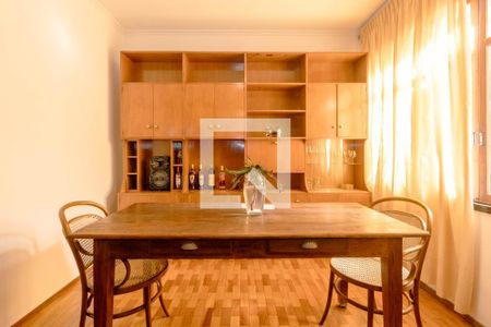 Sala 2 de casa para alugar com 3 quartos, 250m² em Vila Ipiranga, Porto Alegre