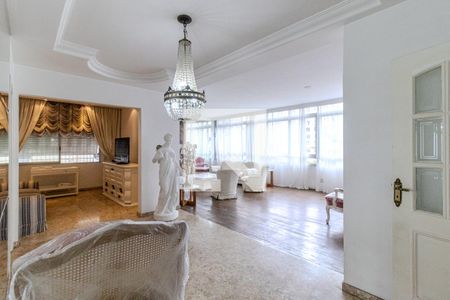Entrada de apartamento para alugar com 3 quartos, 265m² em Higienópolis, São Paulo