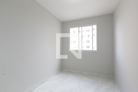 Quarto 2 de apartamento para alugar com 2 quartos, 41m² em Jardim Helian, São Paulo