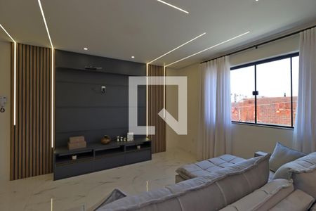 Sala de Estar de casa à venda com 3 quartos, 150m² em Vila Camilópolis, Santo André