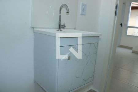 Lavabo de casa de condomínio para alugar com 2 quartos, 60m² em Centreville, Cotia