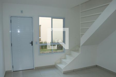 Sala de casa de condomínio para alugar com 2 quartos, 60m² em Centreville, Cotia