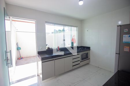 Cozinha de casa para alugar com 3 quartos, 140m² em Pedra Azul, Contagem