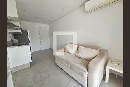Sala/Cozinha de apartamento à venda com 1 quarto, 42m² em Cidade Monções, São Paulo