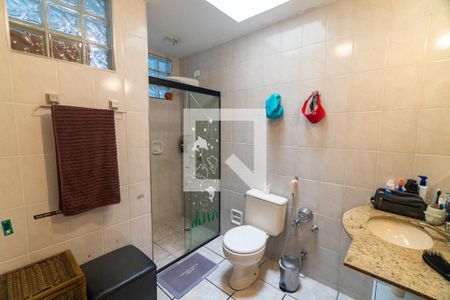 Banheiro da Suíte 1 de casa à venda com 3 quartos, 200m² em Indianópolis, São Paulo