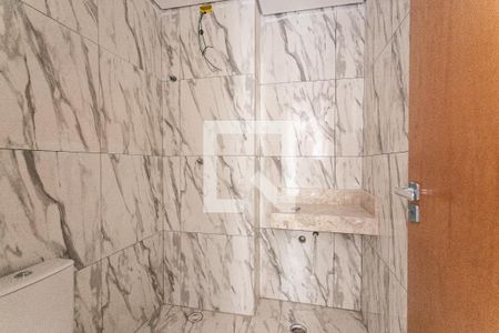 Banheiro Social de apartamento para alugar com 2 quartos, 45m² em Vila Antonina, São Paulo