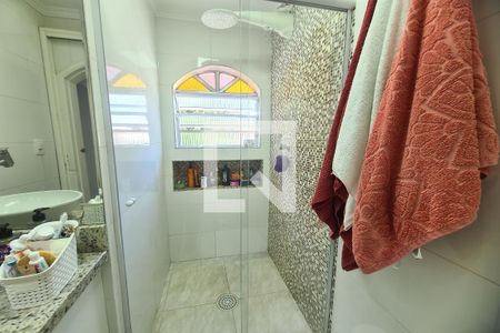 Banheiro da Suíte de casa à venda com 3 quartos, 134m² em Jardim Piqueroby, São Paulo