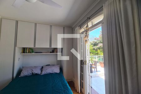 Suíte de casa à venda com 3 quartos, 134m² em Jardim Piqueroby, São Paulo