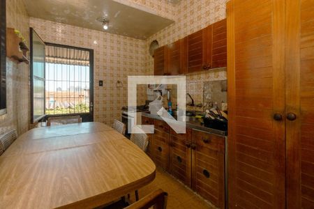 Cozinha de casa para alugar com 2 quartos, 120m² em Passo d’Areia, Porto Alegre