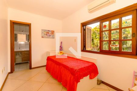 Quarto 1 de casa para alugar com 3 quartos, 400m² em Espírito Santo, Porto Alegre