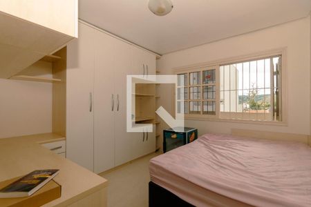 Quarto 2 de casa para alugar com 3 quartos, 200m² em Espírito Santo, Porto Alegre