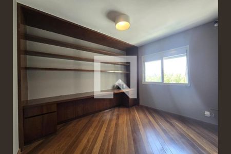 Apartamento à venda com 4 quartos, 213m² em Vila Nova Conceição, São Paulo