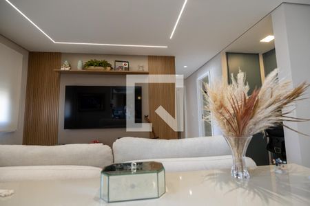 Sala de TV de apartamento à venda com 2 quartos, 77m² em Tamboré, Barueri