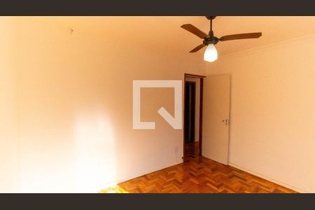 Quarto 1 de apartamento para alugar com 2 quartos, 60m² em Santa Rosa, Niterói