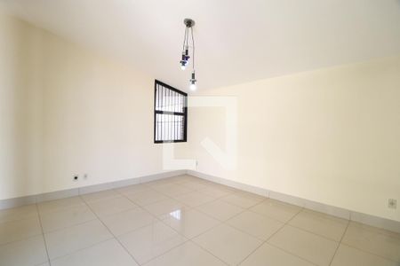 Sala de casa para alugar com 5 quartos, 400m² em Fundinho, Uberlândia