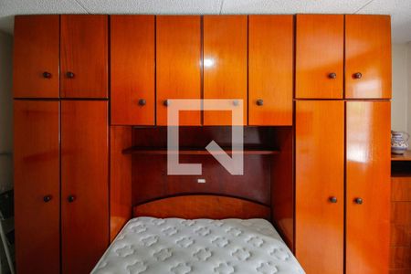 Quarto 1 de apartamento para alugar com 2 quartos, 58m² em Jardim Santa Monica, São Paulo