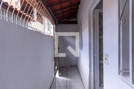 Área Externa de casa à venda com 2 quartos, 66m² em Letícia, Belo Horizonte