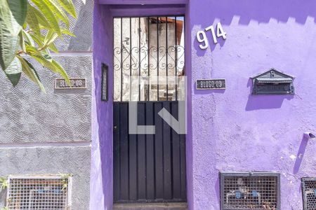 Fachada de casa à venda com 2 quartos, 66m² em Letícia, Belo Horizonte