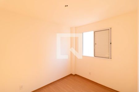 Quarto 01 de apartamento à venda com 2 quartos, 42m² em Parque Industrial, Campinas