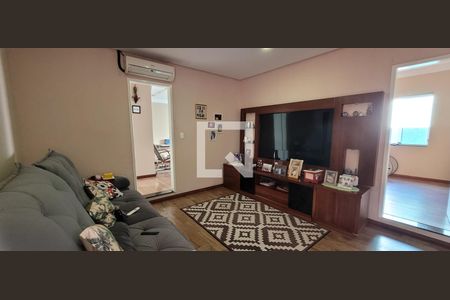 Sala de casa para alugar com 6 quartos, 102m² em Filadélfia, Betim
