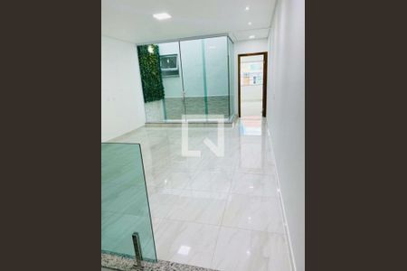 Casa à venda com 3 quartos, 220m² em Vila Esperança, São Paulo